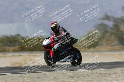 media/Dec-01-2025-Moto Forza (Mon) [[2daa91e15f]]/1-Advanced Group/Session 3 Turn 3 Exit Bump Pans/